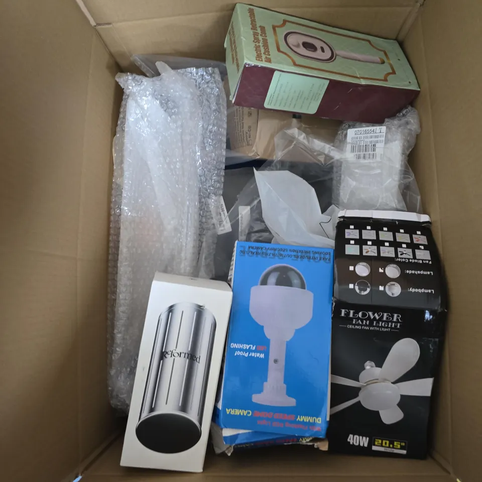 BOX OF APPROXIMATELY 16 ASSORTED ITEMS TO INCLUDE: OXY POWDER STAIN REMOVER