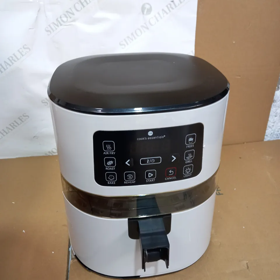 OUTLET COOK'S ESSENTIALS 4.0L AIR FRYER WITH DIGITAL VIEWING SCREEN