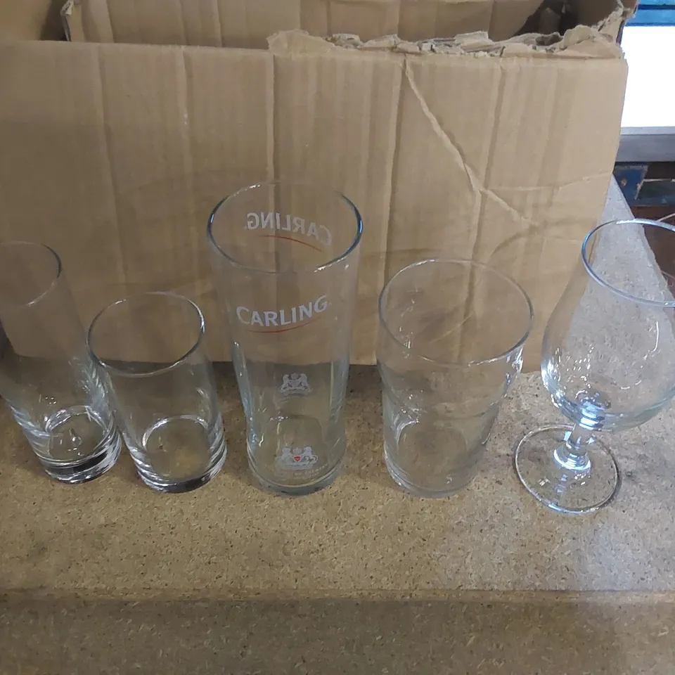 BOX OF APPROXIMATELY 36 ASSORTED DRINKS GLASSES