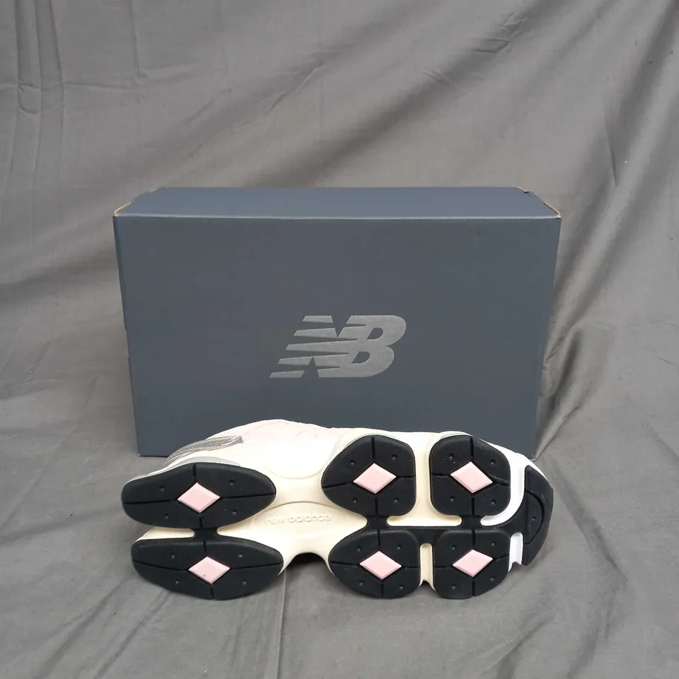 BOXED PAIR OF NEW BALANCES 9060 PINK/CREAM SIZE UK 5
