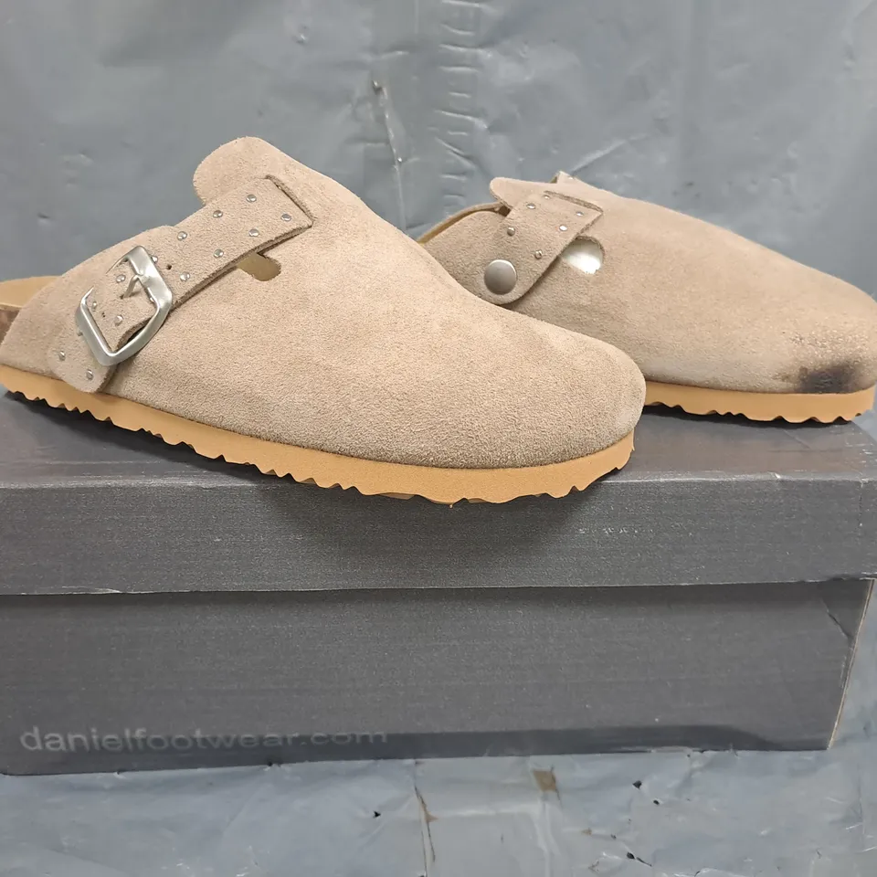 BOXED PAIR OF DANIEL STUD STRAP CLOSED TOE MULES IN TAUPE SIZE EU SIZE 36