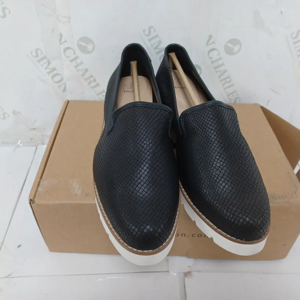 BOXED PAIR OF DUNE LONDON GILLIARD FLATFORM SLIPPER CUT LOAFERS IN BLACK SIZE 6