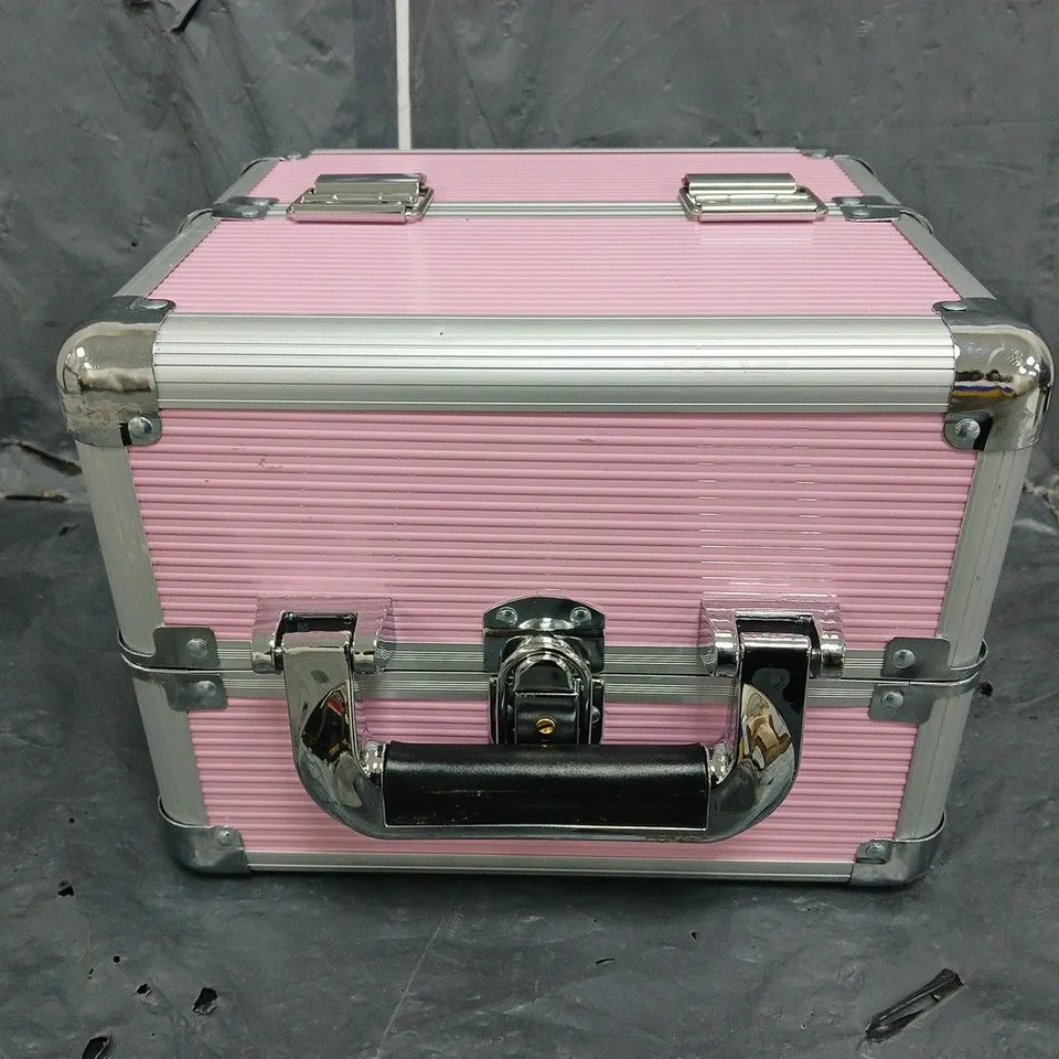 UNBRANDED VANITY CASE IN PINK