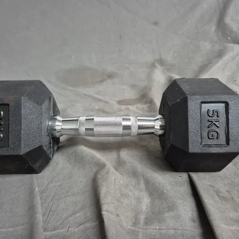 DUMBBELL - 5KG - HEX HEADS WITH KNURLED GRIP