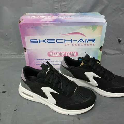 BOXED PAIR OF SKETCHERS AIR COURT TRAINER BLACK SIZE 6