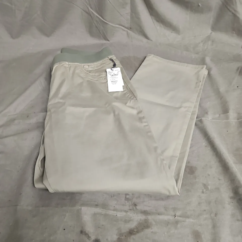RAPHAELA PAMINA FUN SLIM TROUSERS IN SOFT KHAKI SIZE 18S