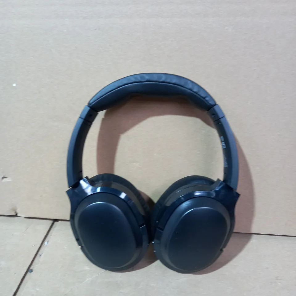 WIRELESS NOISE CANCELLING HEADPHONES 