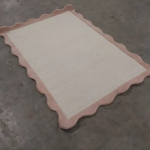 QUALITY DESIGNER AREA RUG - APPROXIMATELY 170 x 120cm