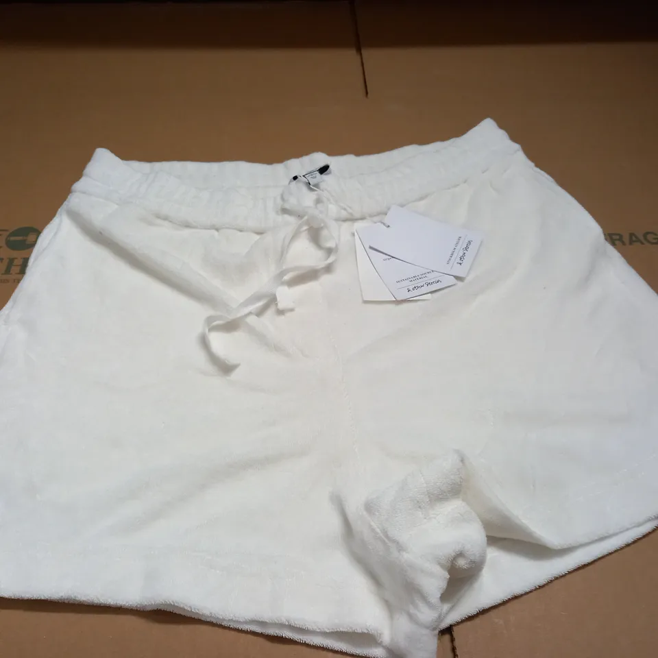 & OTHER STORIES WHITE FLANNEL SHORTS - EUR S