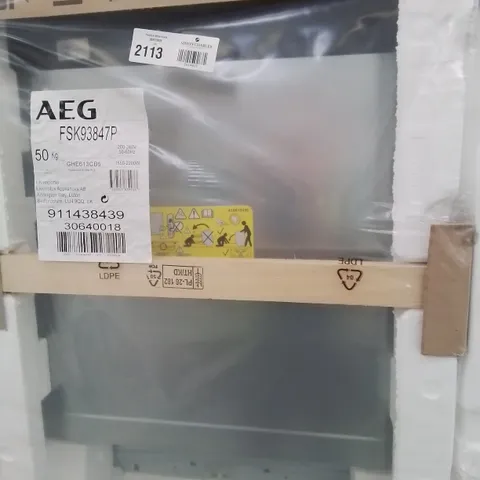 AEG INTEGRATED DISHWASHER 12 PLACES Model FSS82827P