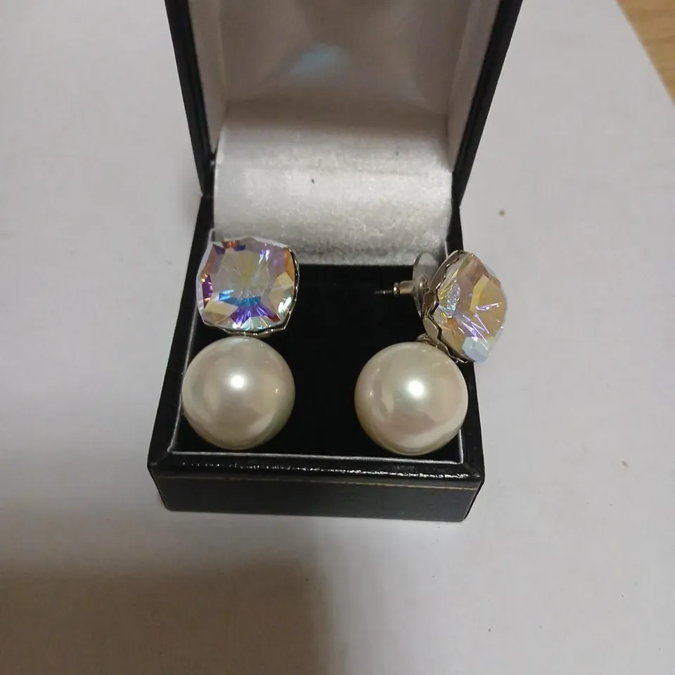 BUTLER & WILSON SQUARE CRYSTAL AND FAUX PEARL EARRINGS 
