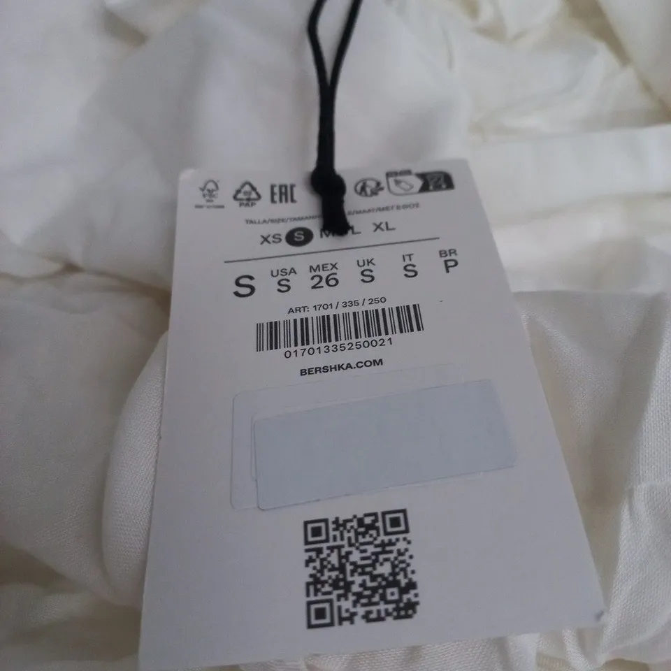BERSHKA WHITE SKIRT – WOMEN'S CLOTHING, UK SIZE S