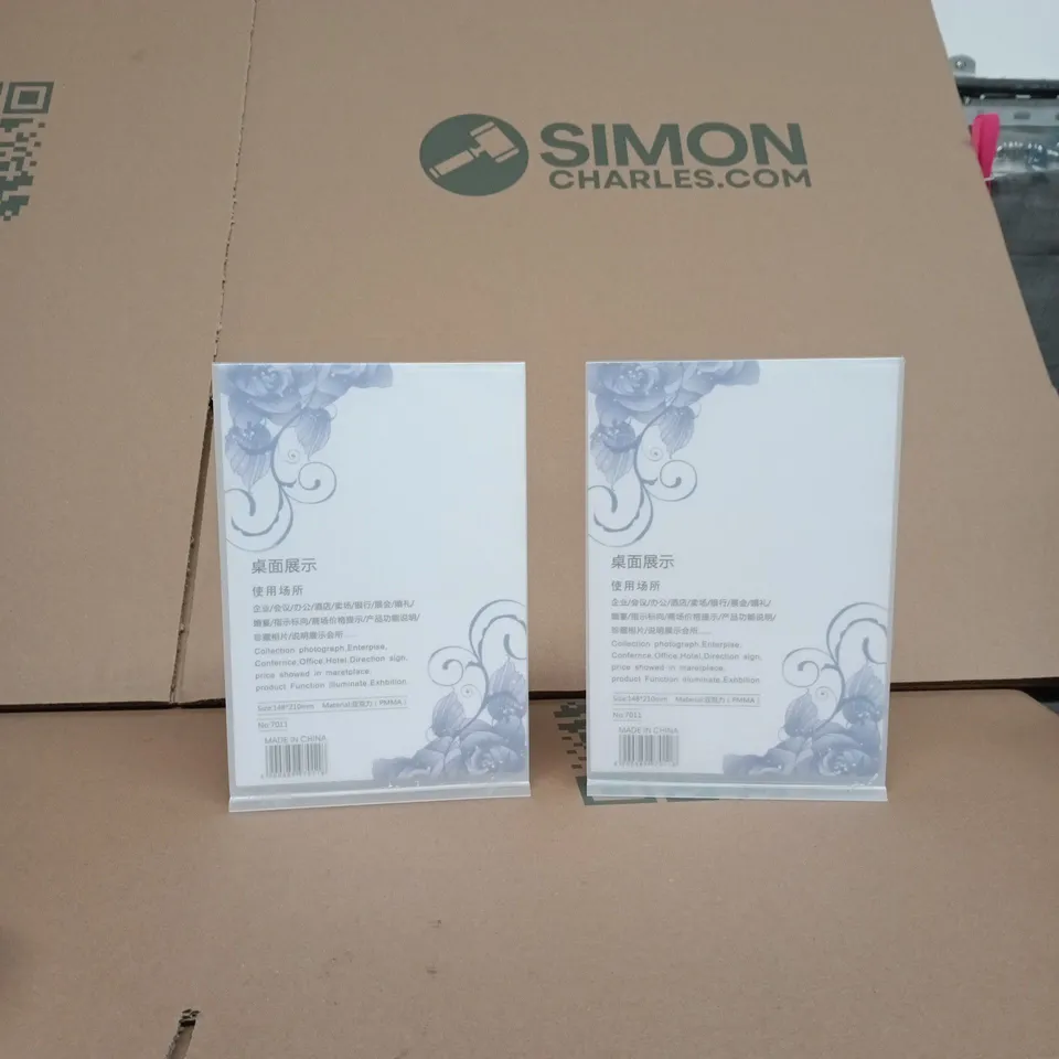 BOX OF APPROXIMATELY 10 ASSORTED GOODS INCLUDING PLASTIC BOXES, NUMBER 2 LAMP AND PLASTIC SIGNS