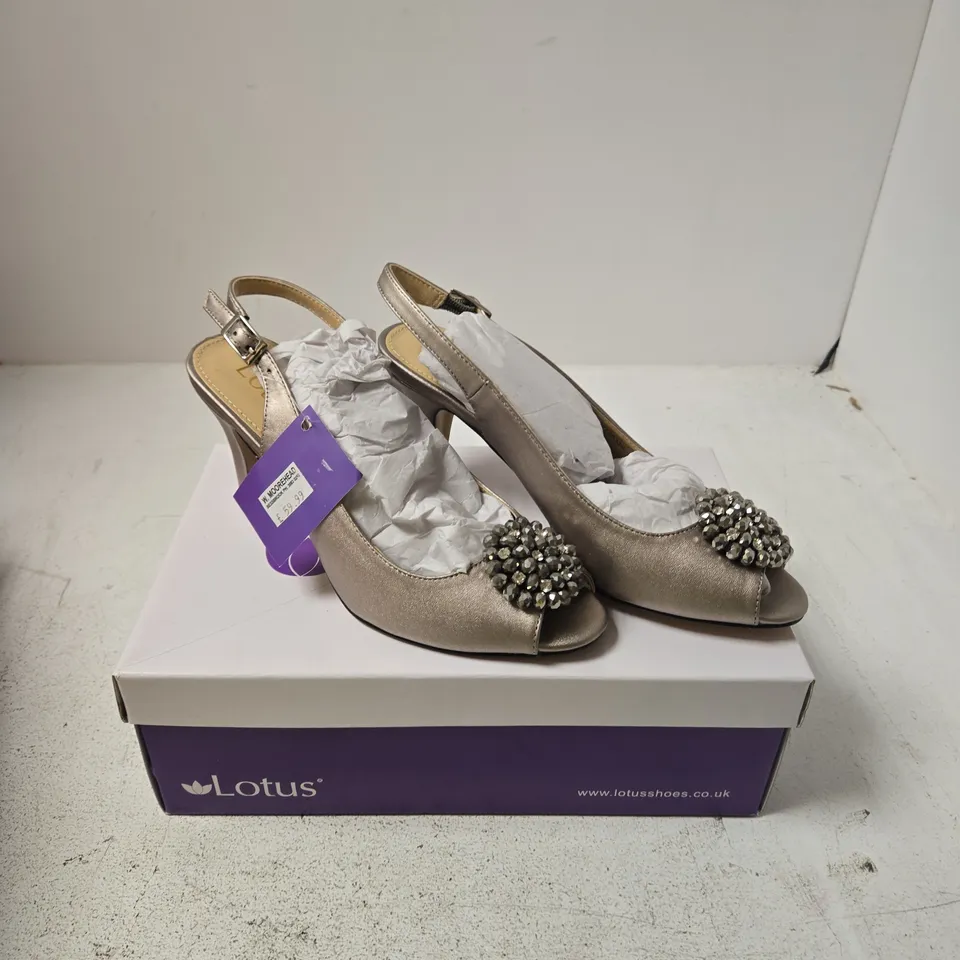LOTUS ELODIE PEWTER METALLIC HIGH HEELED SANDAL – UK4