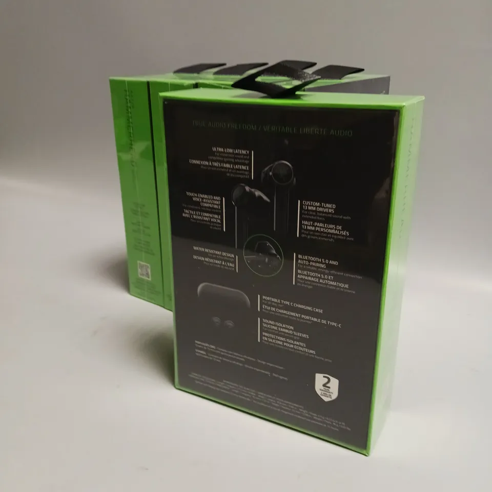 LOT OF 5 SEALED BOXED RAZER WIRELESS HEADPHONES IN BLACK AND GREEN