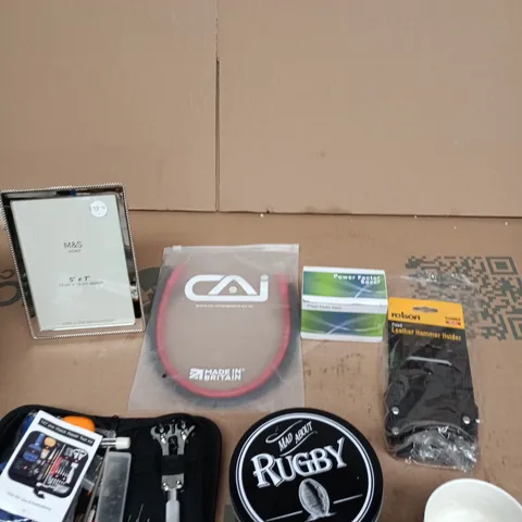 TOTE OF APPROXIMATELY 10 ASSORTED ITEMS INCLUDING M&S HOME PHOTO FRAME, MAD ABOUT RUGBY TIN AND MUG AND DEFORMATION METER