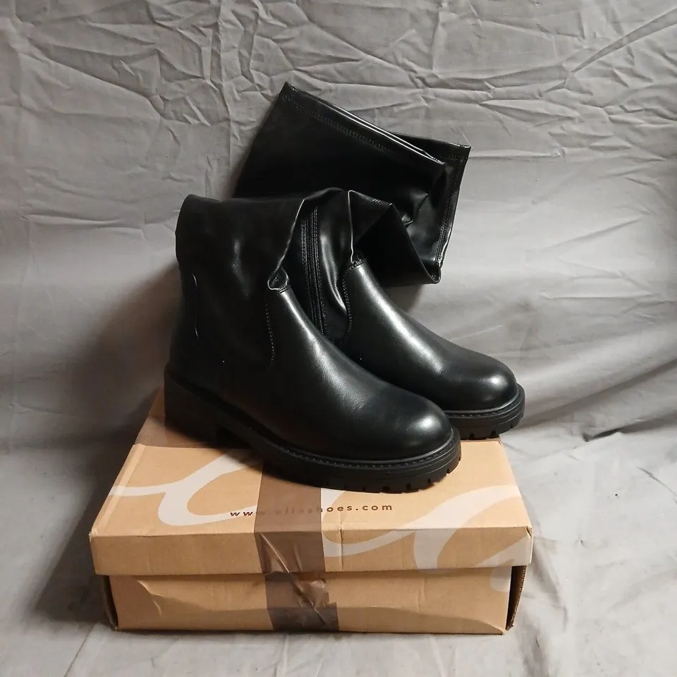 ELLA SHOES LTD BLACK LEATHER ANKLE BOOTS - UK 7 (EU 40)