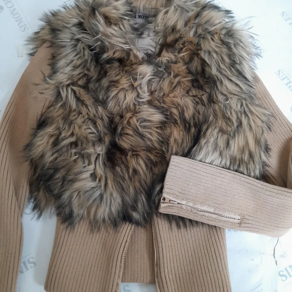 VINTAGE RECLAIMED CONTRAST FAUX FUR JACKET - UK 8