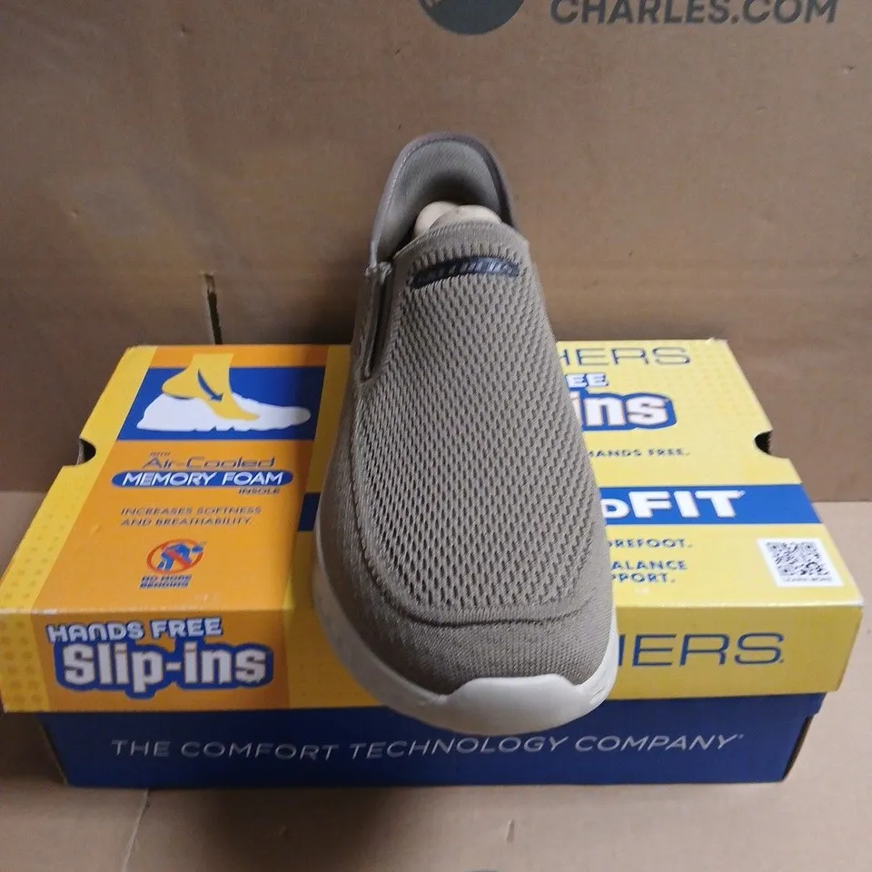 BOXED PAIR OF SKECHERS SLIP-INS RELAXED FIT MENS GREY MESH SLIP-ON – UK 10 