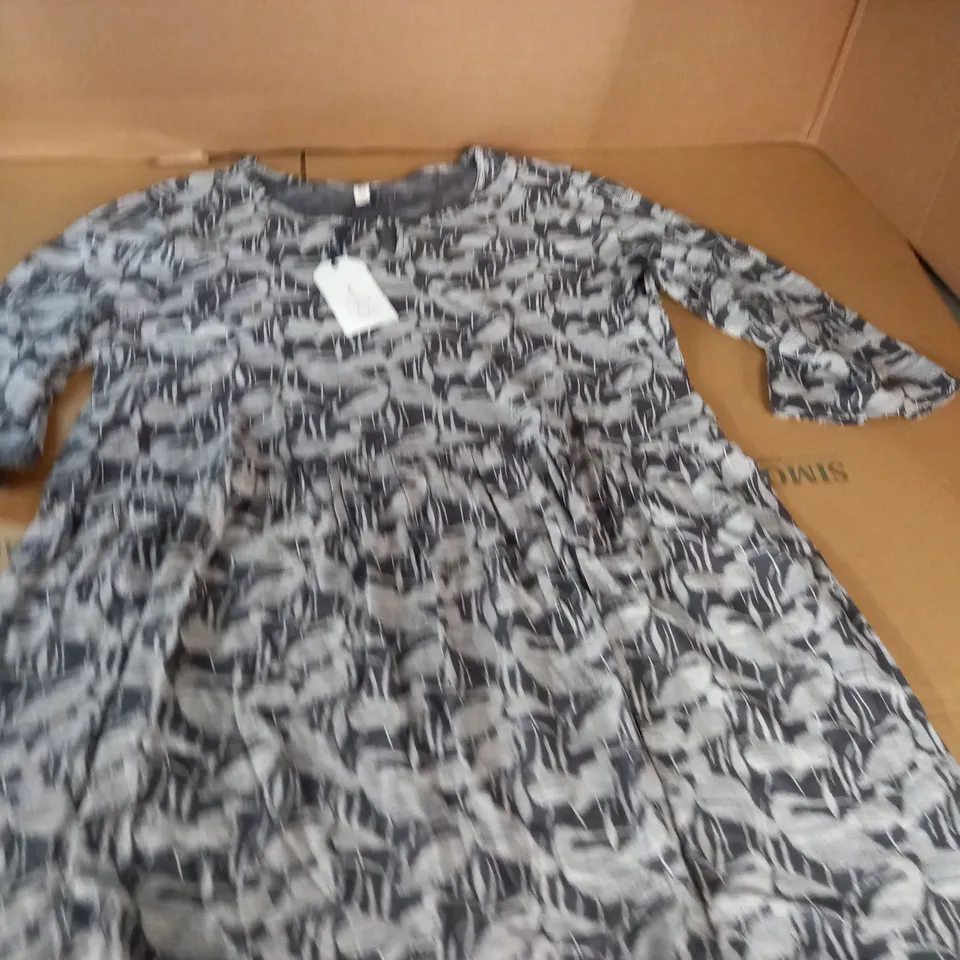 SEASALT CORNWALL SKY MIRRORED TUNIC - UK 18