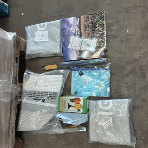PALLET OF ASSORTED PRODUCTS TO INCLUDE PINEAPPLE CORER-SLICER, EONO LAUNDRY BASKET, NATIONAL PARKS OF AMERICA CALANDER, 12 PVC PENCIL CASES, BLACK WINDOW FILM, SAMSUNG S20 PHONE CASE