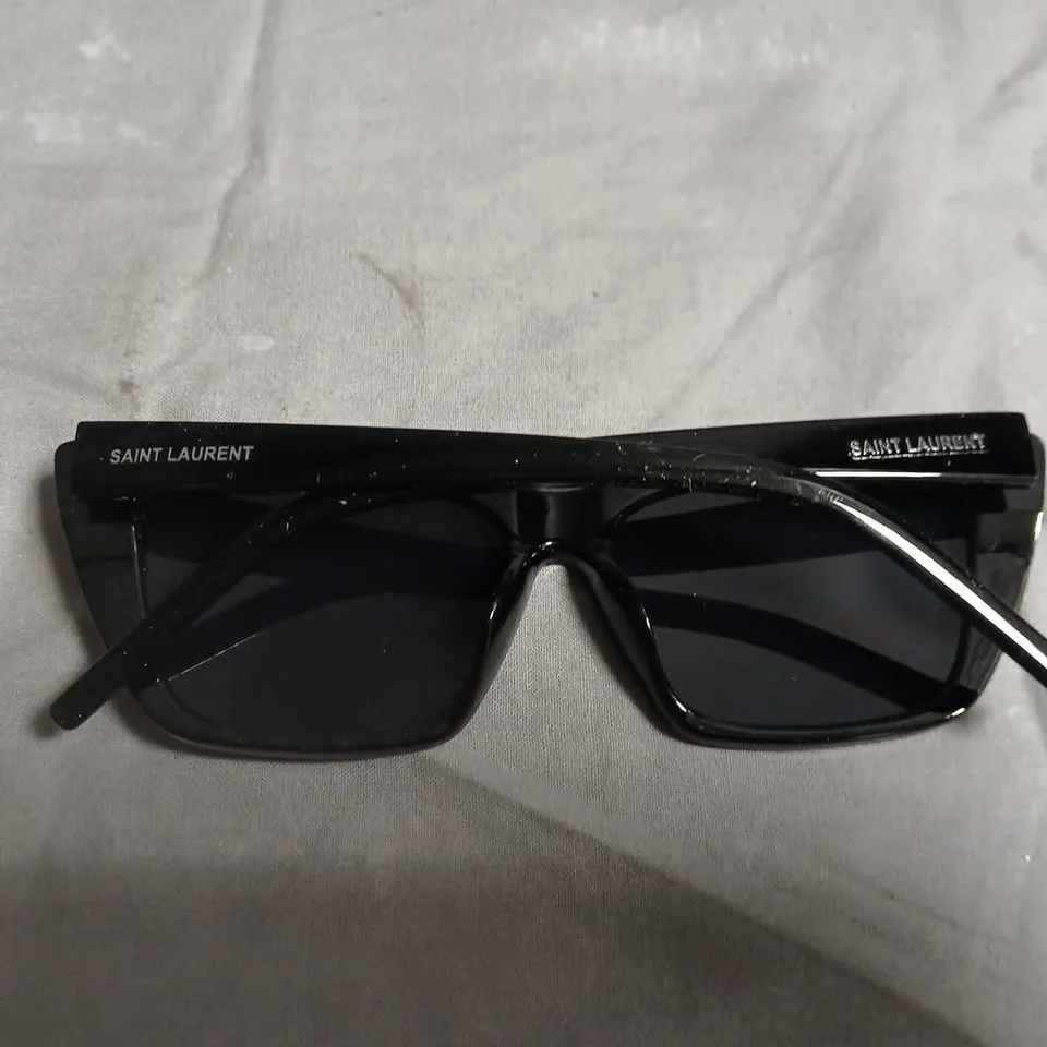 SAINT LAURENT SUNGLASSES – BLACK FRAME - COME WITH BOX AND CASE