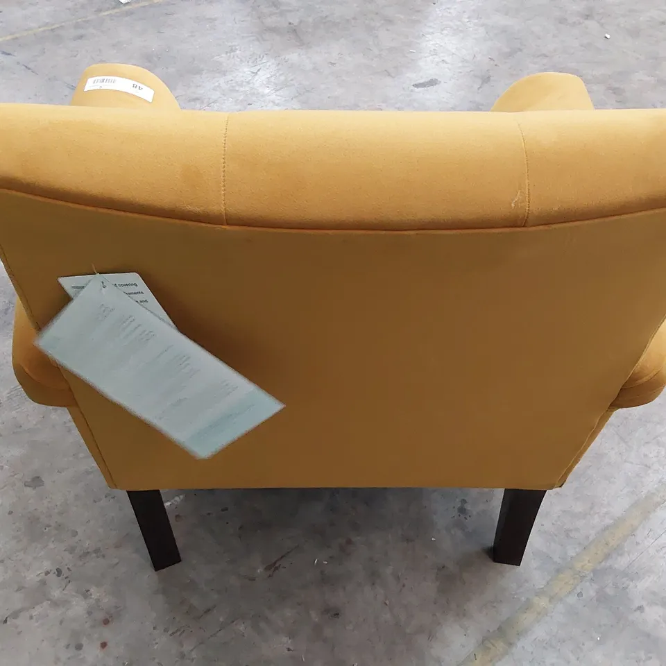 QUALITY BRITISH MADE LOUNGE Co EASY CHAIR GOLD FABRIC