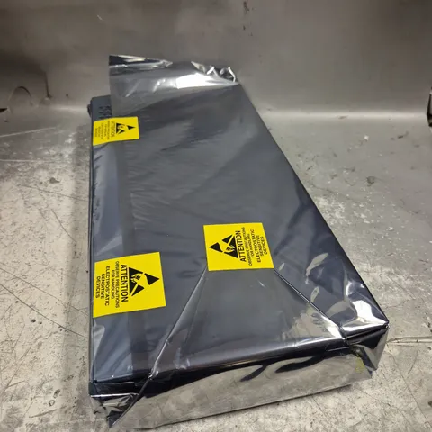 sealed Dell EMC 7T615 575W Power Supply