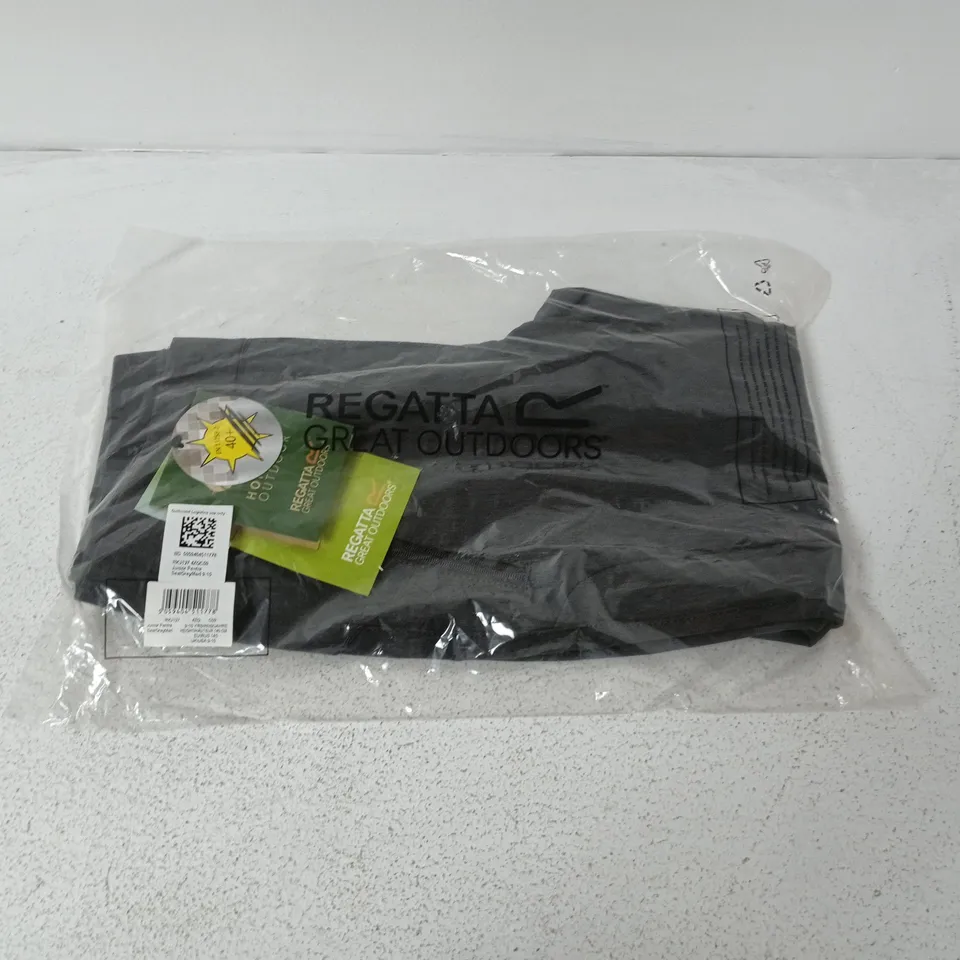 APPROXIMATELY 24 BRAND NEW REGATTA KIDS JUNIOR PENTRE IN SEAL GREY MARL - 9-10YRS