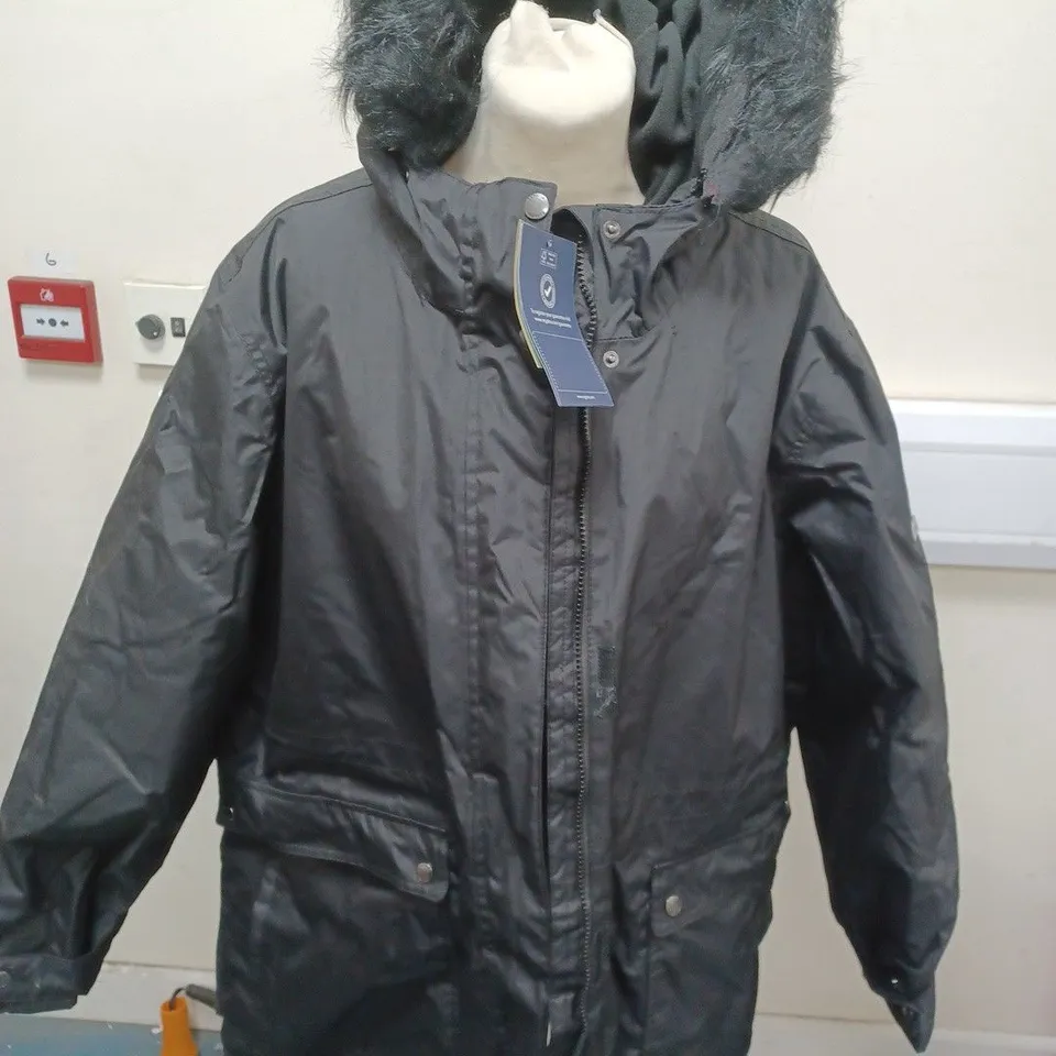 REGATTA GREAT OUTDOORS WINTER COAT SIZE 22 