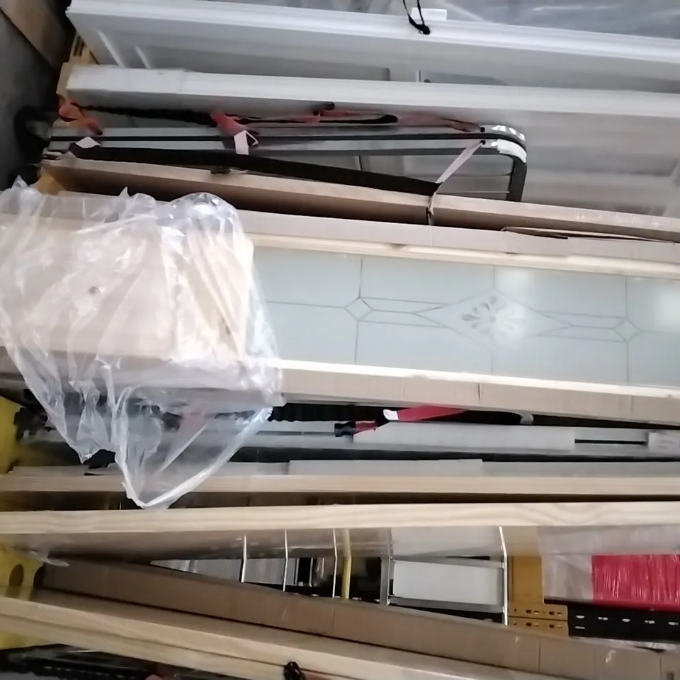 4 PANEL KNOTTY PINE BIFOLD GLAZED INTERNAL DOOR