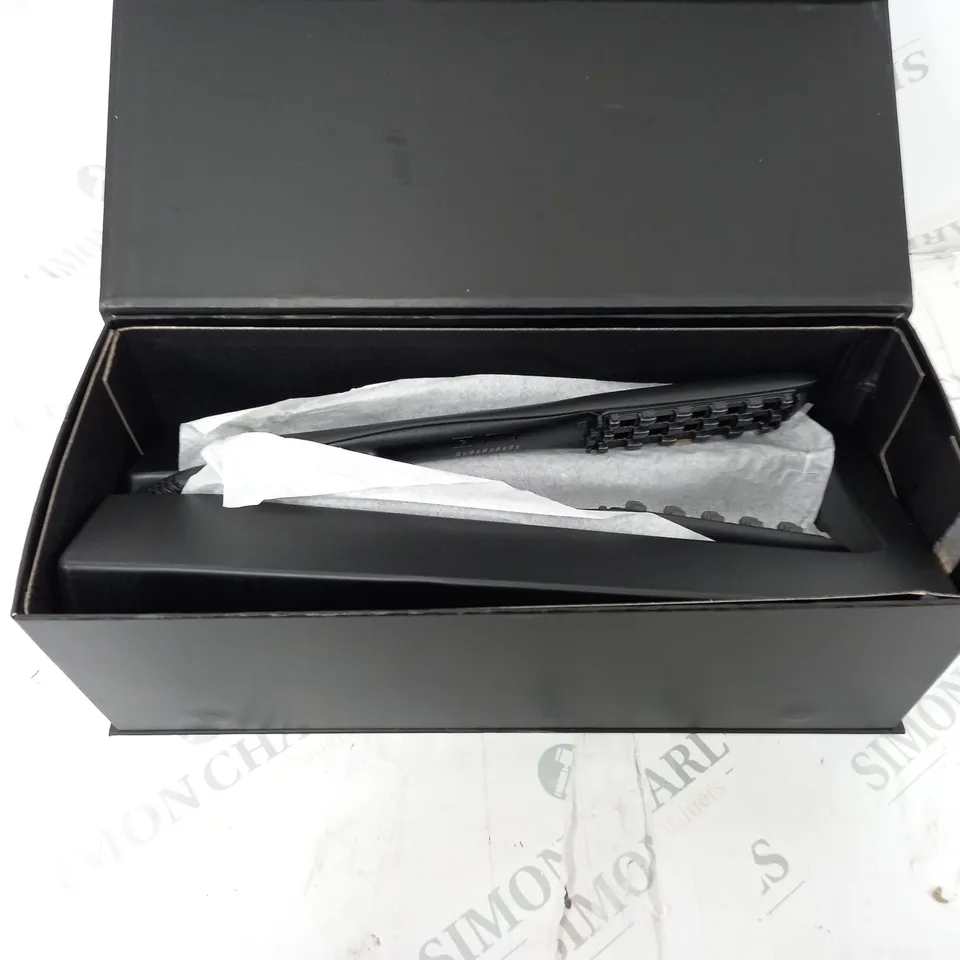 BOXED REVAMP PROGLOSS VOLUME & LIFT CERAMIC VOLUMATEUR 
