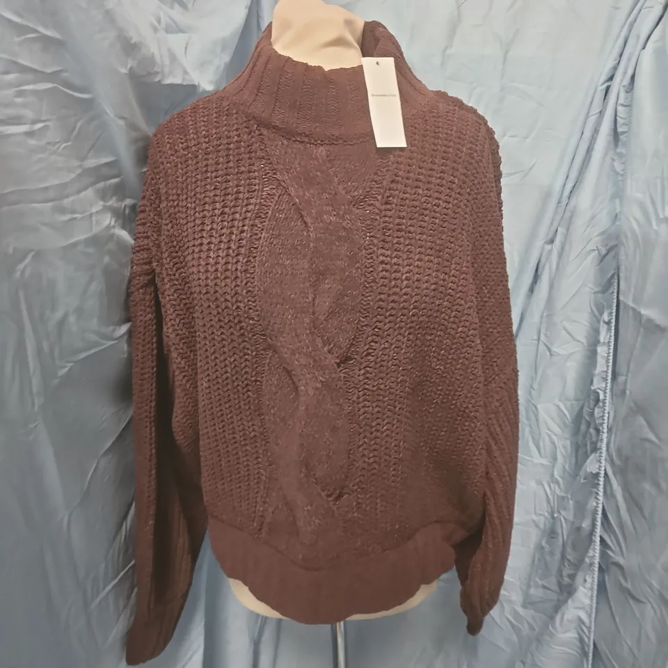 ABERCROMBIE & FITCH BROWN KNITTED JUMPER - LARGE