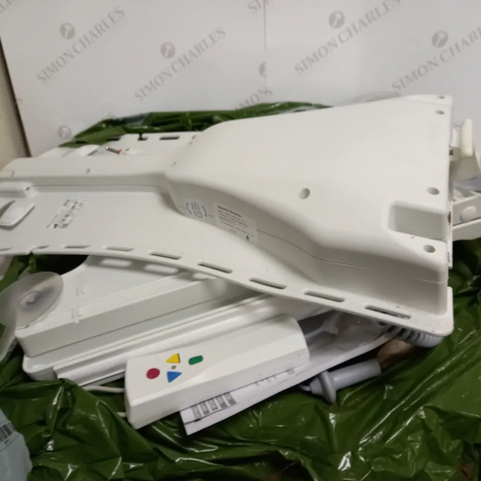 DRIVE BELLAVITA LIGHTWEIGHT RECLINING BATH LIFT