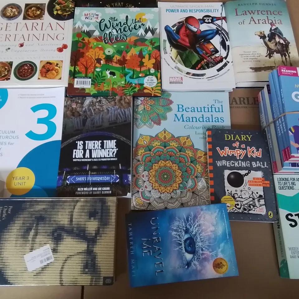 LARGE QUANTITY OF ASSORTED BOOKS TO INCLUDE THE BI4DCAGE, THE SONG OF ACHILLES, BLAME MY BRAIN AND VARIOUS KIDS BOOKS