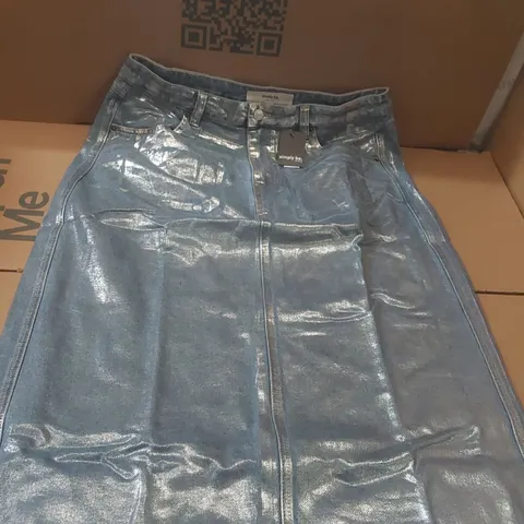 BOX CONTAINING APPROXIMATELY 14x BRAND NEW SIMPLY BE BLUE/SILVER A LINE MAXI SKIRT - SIZE 18