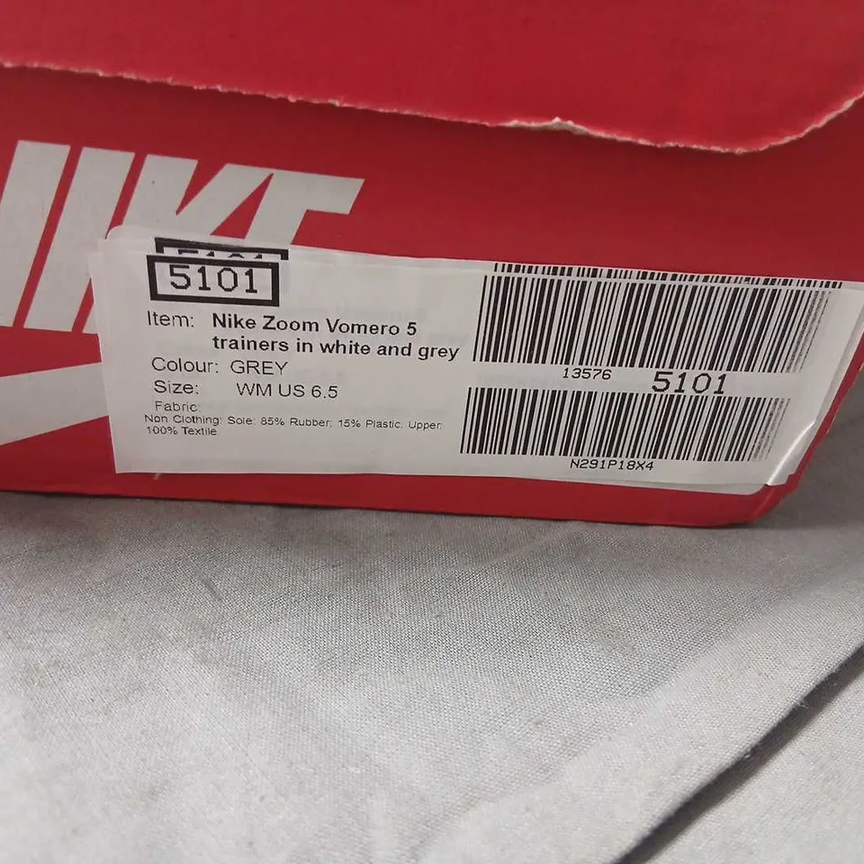 NIKE ZOOM VOMERO 5 WOMEN'S TRAINERS – WHITE/GREY (UK 4.5 / US 6.5)