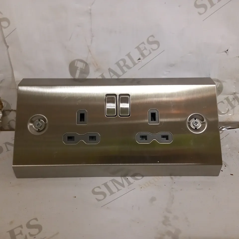 KNIGHTSBRIDGE SKR008 13A 2G MOUNTING DP SWITCHED SOCKET - STAINLESS STEEL 