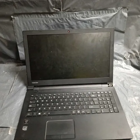 TOSHIBA SATELLITE PRO R50-B-12P LAPTOP