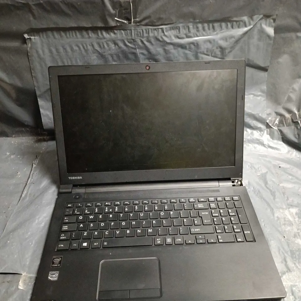 TOSHIBA SATELLITE PRO R50-B-12P LAPTOP