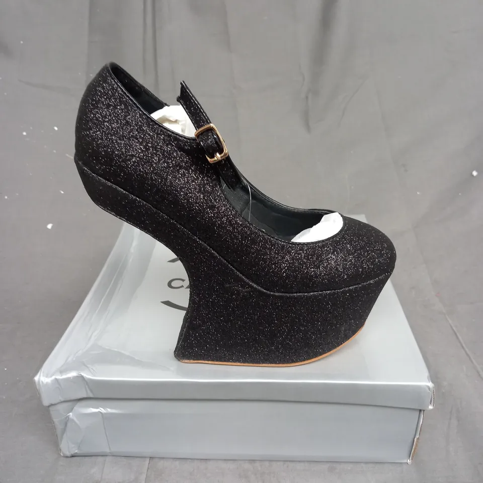 BOX OF APPROXIMATELY 14 BOXED BLACK GLITTER HIGH HEEL SHOES IN VARIOUS SIZES