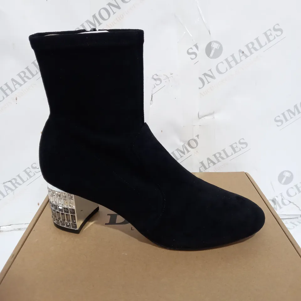BOXED DUNE LONDON BLACK MICRO FIBRE JEWEL HEEL SHOES - SIZE 5