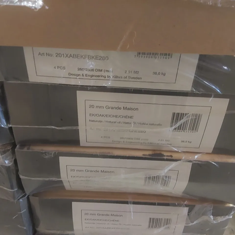 PALLET CONTAINING APPROXIMATELY 31x PACKS OF BRAND NEW KAHRS GRANDE MAISON OAK FLOORING - 2.91M² PP