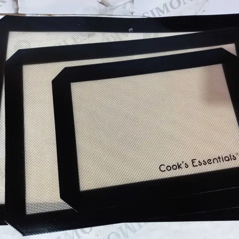 COOK'S ESSENTIALS SET OF 3 RECTANGULAR SILICONE COOKING MATS