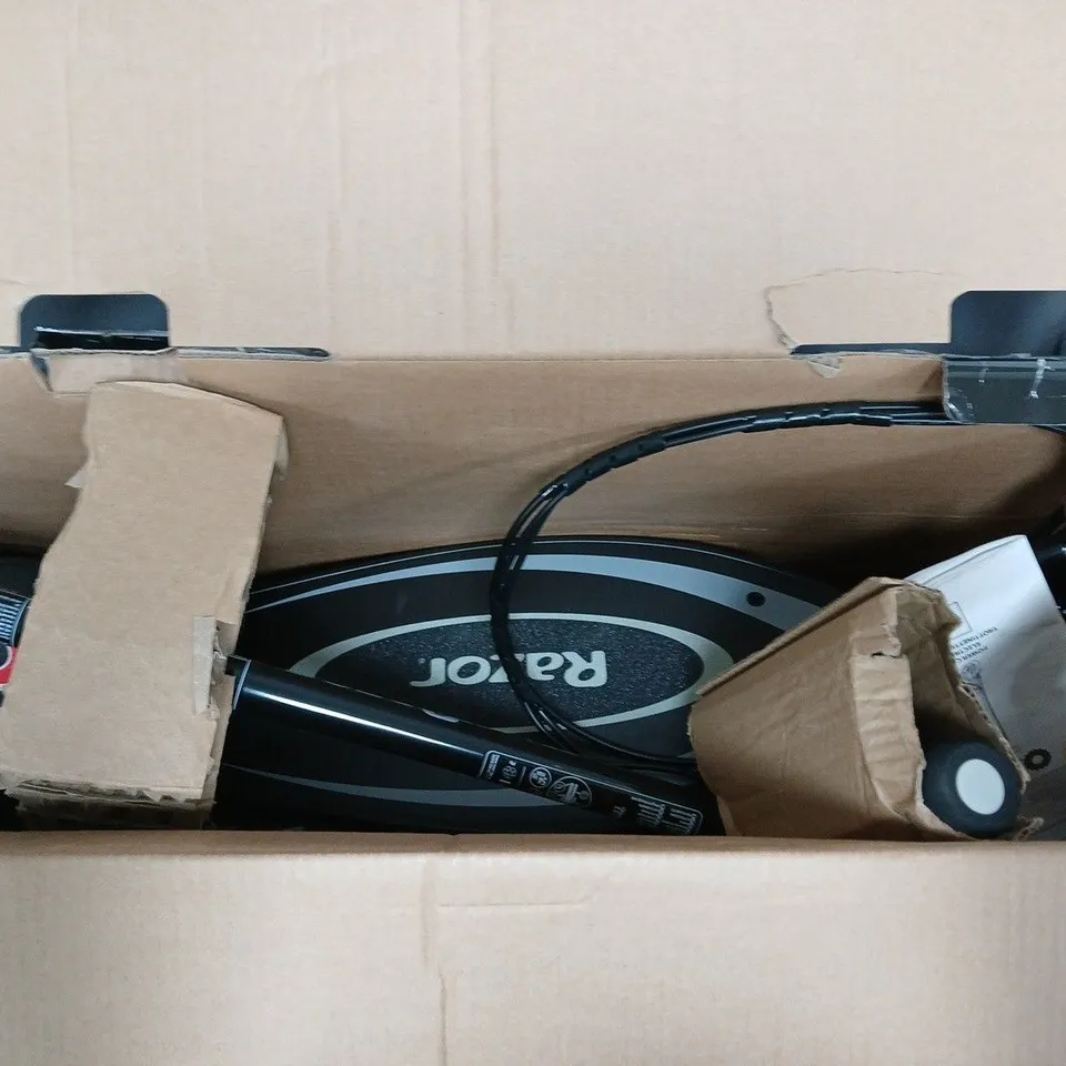 BOXED RAZOR POWERCORE E90 ELECTRIC SCOOTER IN BLACK - COLLECTION ONLY