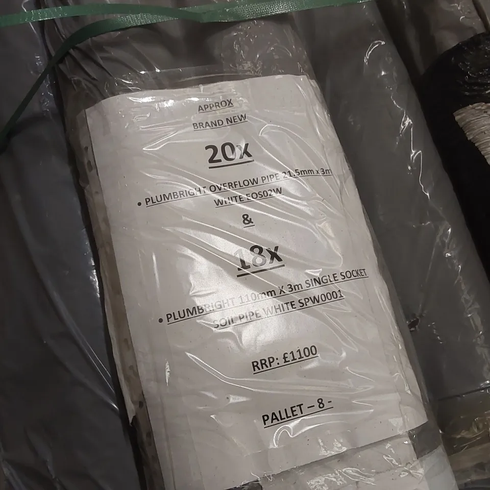 PALLET CONTAINING A LARGE QUANTITY OF PLUMBRIGHT PIPES