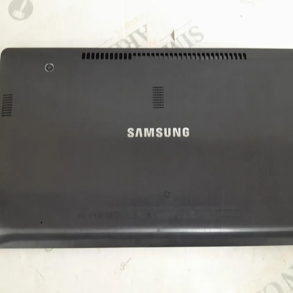 SAMSUNG TABLET (XE700T1A)