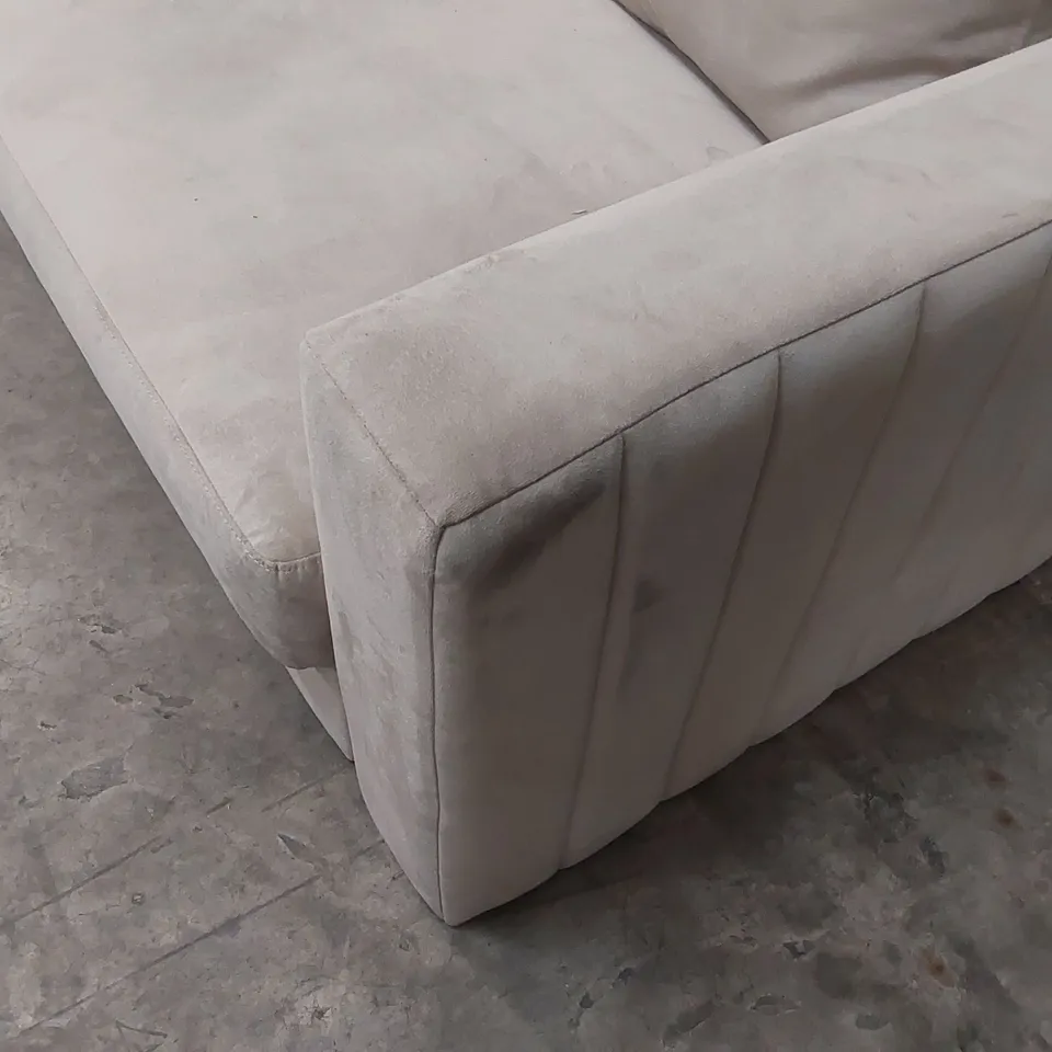QUALITY DESIGNER 2 SEATER VELVET UPHOLSTERED SOFA