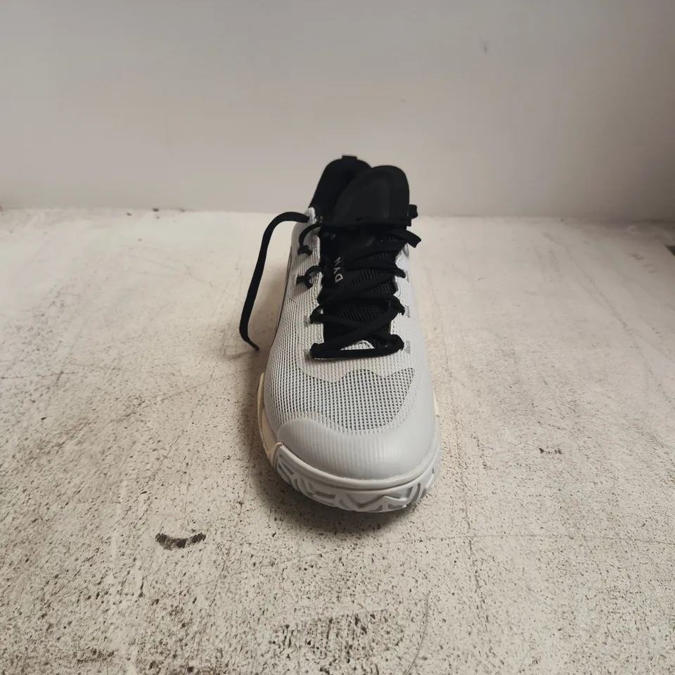 BOXED PAIR OF DECATHLON TRAINERS IN WHITE/BLACK SIZE UK 8