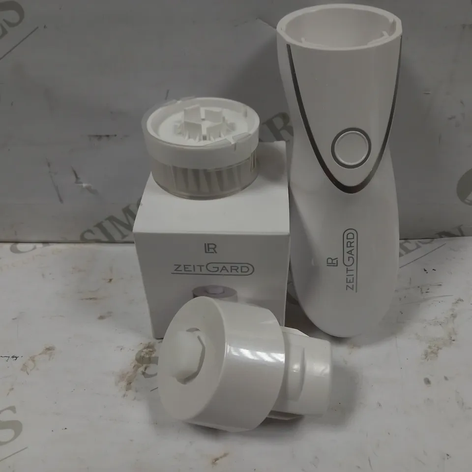 ZEITGARD FACE CLEANSING TOOL WITH PARTS
